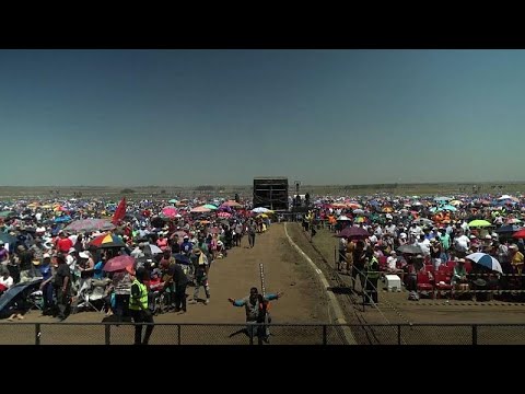 شاهد  أكبر صلاة جماعية في جنوب أفريقيا