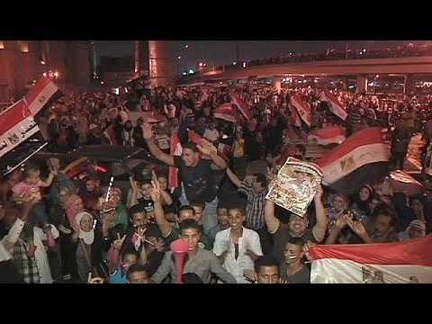 المصريُّون يحتفلون في ميدان التحرير