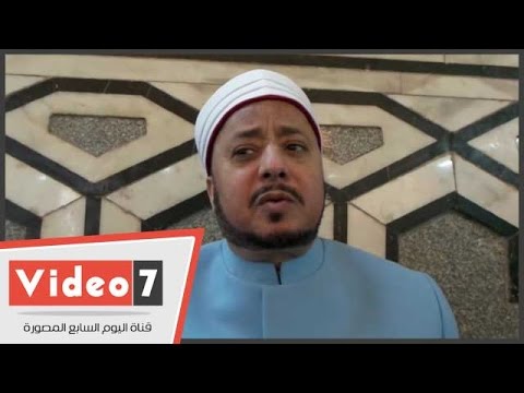 خطيب مسجد عمر مكرم يبيح التهنئة بأعياد الميلاد