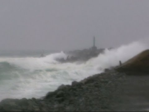 strong wind and rain