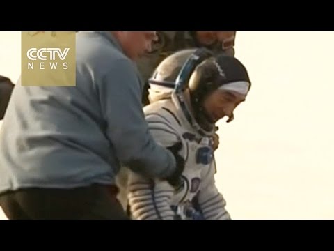 3 soyuz spacecraft astronauts return to earth