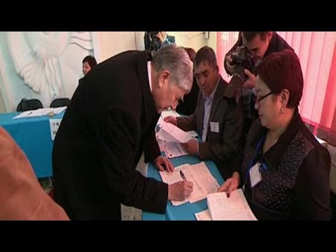 kyrgyzstan voters approve constitutional changes