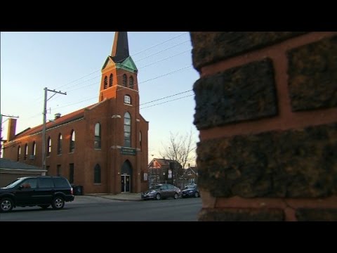 chicago sanctuary church shelters immigrants