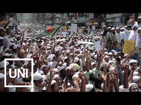 thousands of bangladeshi muslims protest