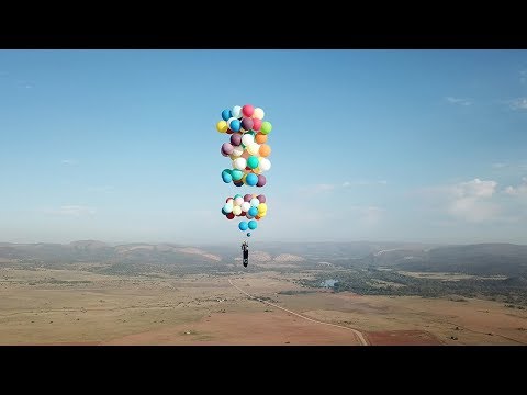 british ‘up’style adventurer flies over south africa