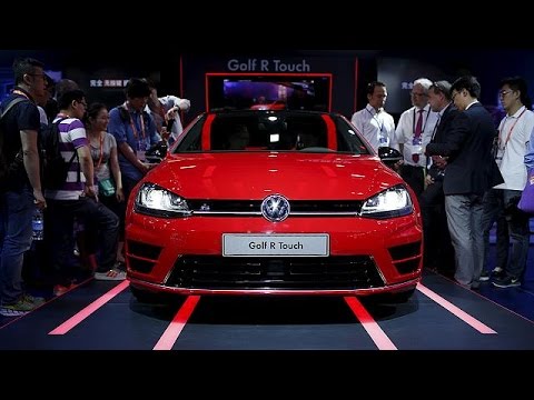 volkswagen overtakes toyota in race