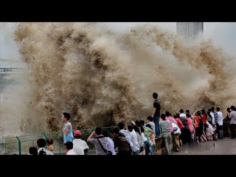 worlds largest tidal bore in chinas qiantang river adds