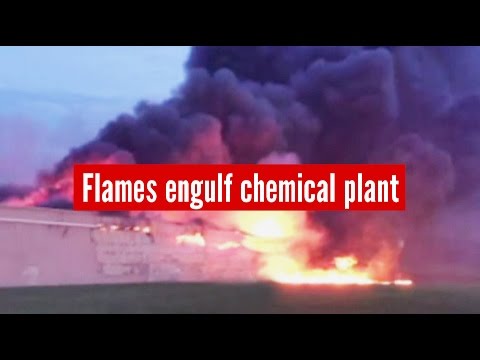 multiple blasts as fire rapidly engulfs chemical plant usa