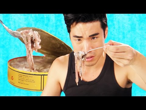 americans try surströmming