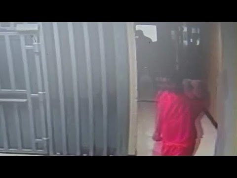 district attorney describes sandra bland jail video