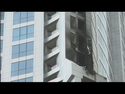 huge blaze guts 79floor dubai skyscraper