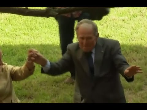 george w bush dances at 10th katrina anniversary